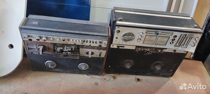 Виниловый проигрыватель и др