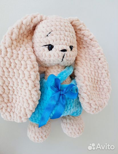 Плюшевый заяц