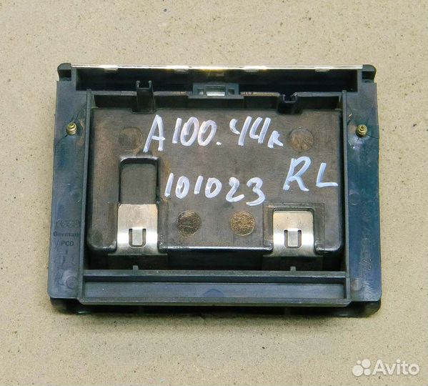 Пепельница Audi 100 C3