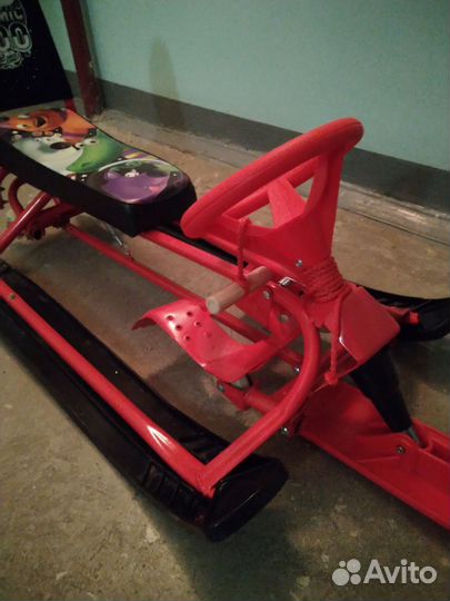 Снегокат ZooCosmiс SnowComet с колесиками красный