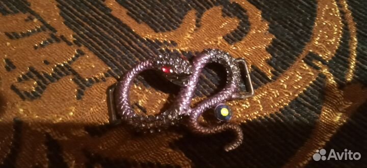 Бляха для ремня женского