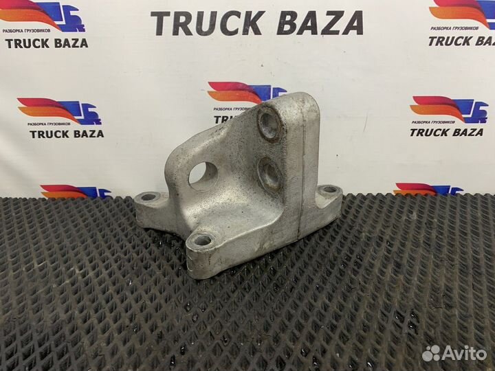 Кронштейн двигателя задний левый