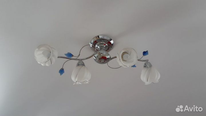 Светильники-люстры-бра