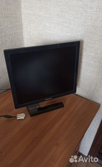 Монитор 19 дюймов, Samsung SyncMaster