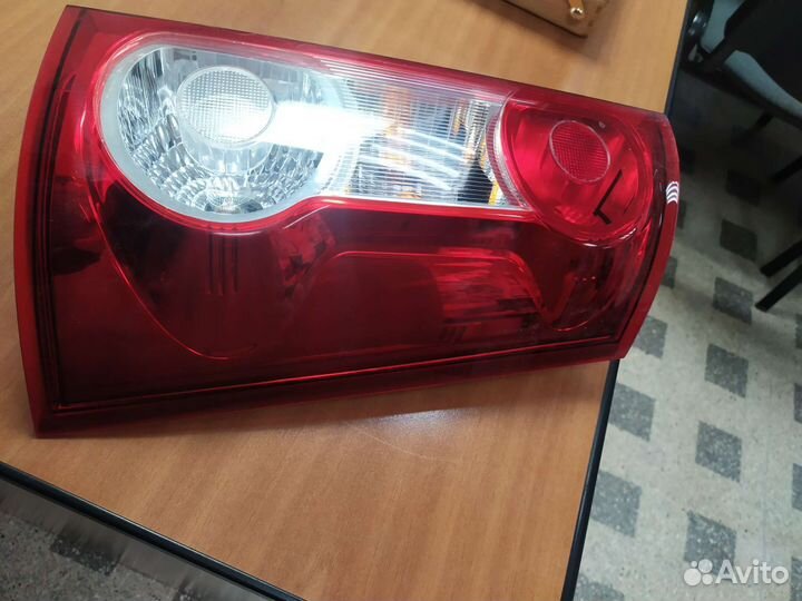 Фонарь задний правый Лада Ларгус