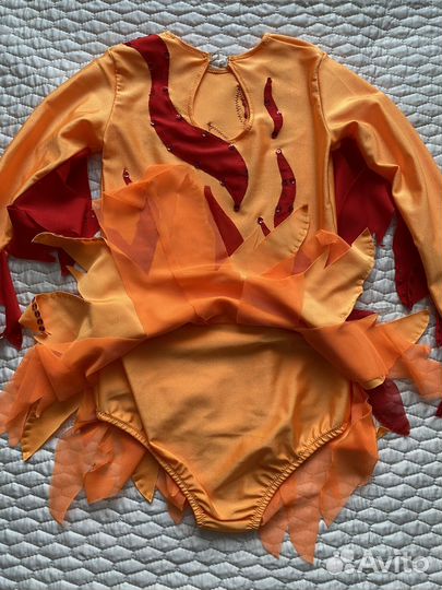 Костюм для занятий танцами