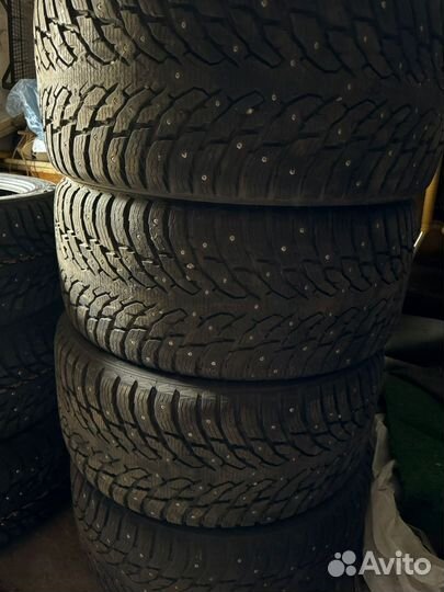 Nokian Tyres Hakkapeliitta 9 SUV 295/40 R21