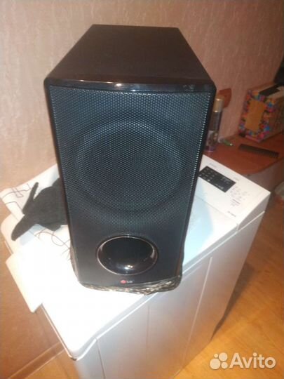 Активный сабвуфер