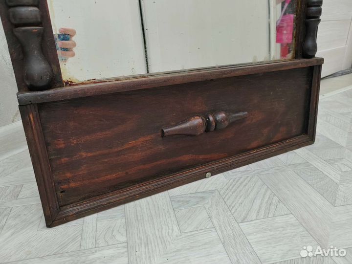 Зеркало настенное старинное