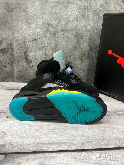 Кроссовки nike air jordan 5 retro