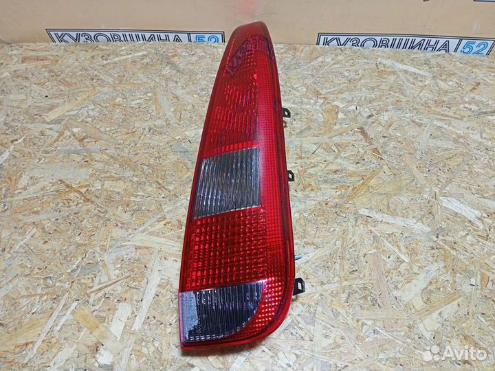 Фонарь правый Ford Fiesta (02-07г)