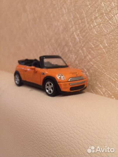 Автомодели 1:43 Pontiac Honda Chevrolet