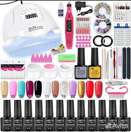 Маникюрный набор подарочный новый