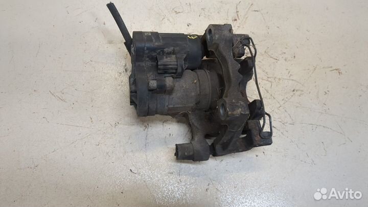 Суппорт Volkswagen Golf 7, 2017