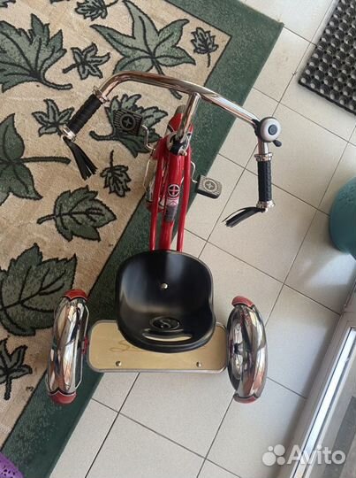 Детский трехколесный велосипед Schwinn Roadster