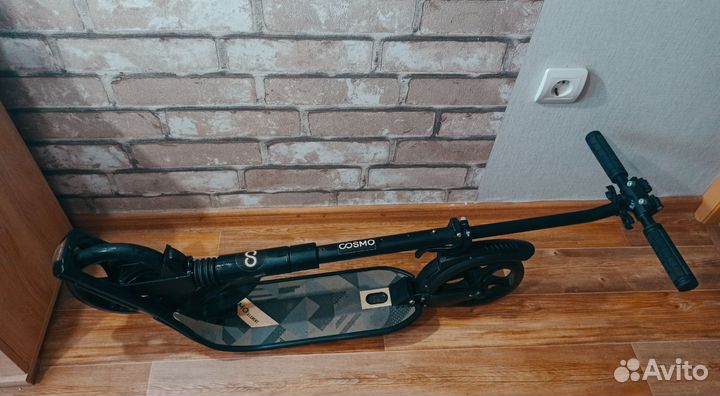 Двухколёсный складной самокат Cosmo Element