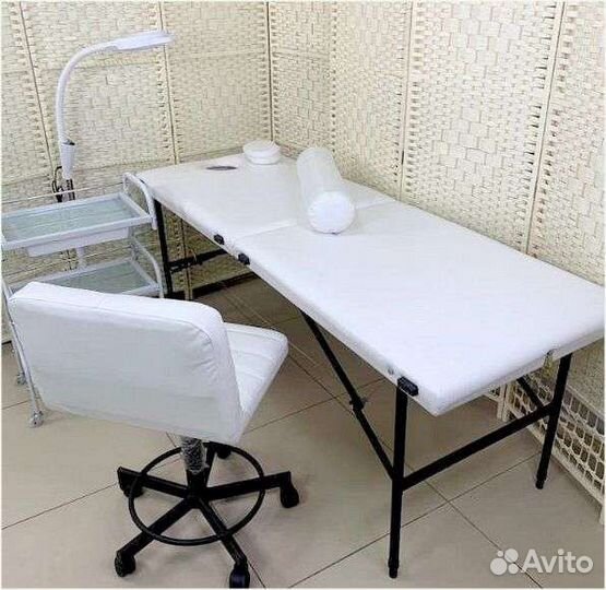 Массажная кушетка