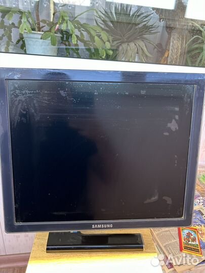 Монитор samsung 971P(R)