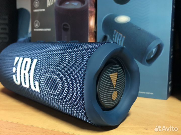 Колонка JBL портативная новая
