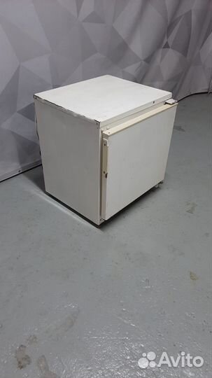 Морозилка маленькая Бирюса