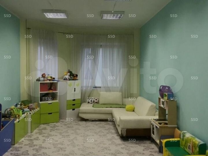 Продам торговое помещение, 163 м²