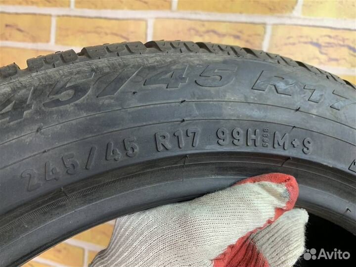 Pirelli Winter Sottozero 210 Serie II 245/45 R17