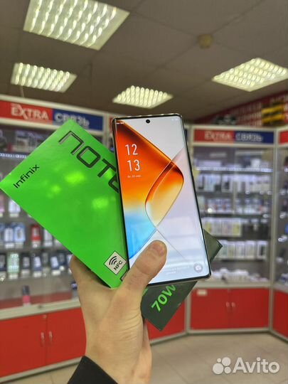 Infinix Note 40 Pro, 12/256 ГБ