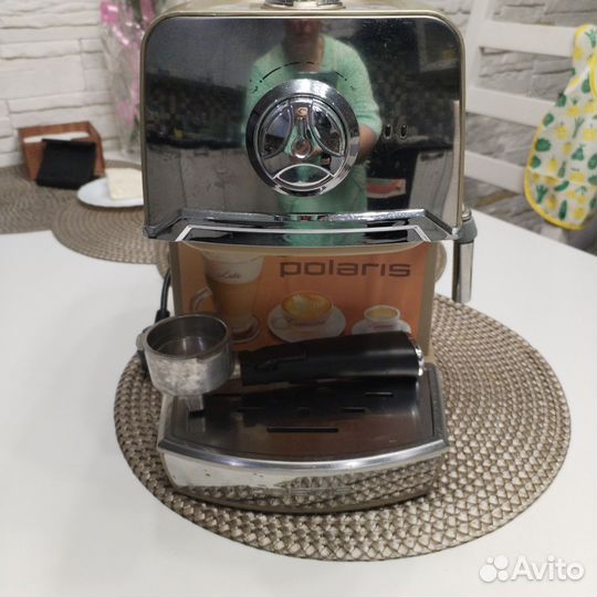 Кофеварка рожковая polaris