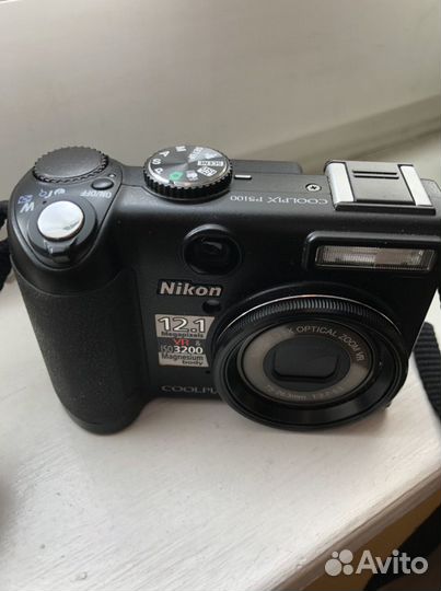 Компактный фотоаппарат nikon