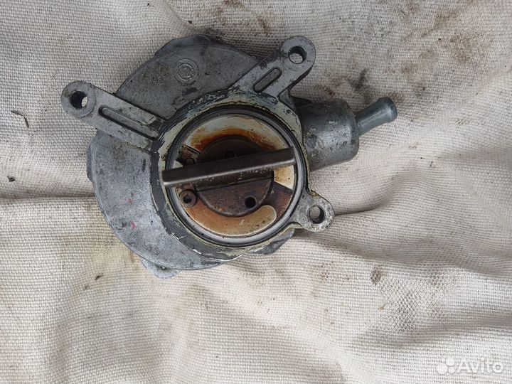 Вакуумный насос bmw7 e65-66