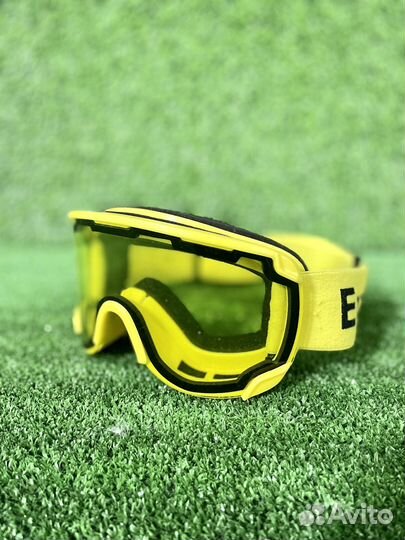 Горнолыжные очки