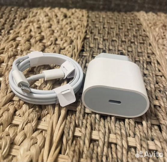 Зарядное устройство 20w на Айфон