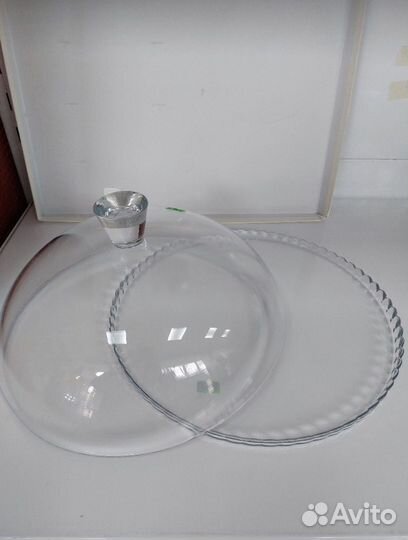 Блюдо со стеклянной крышкой для торта