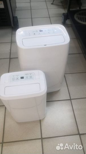 Осушитель воздуха мобильный 10 литров JD-10