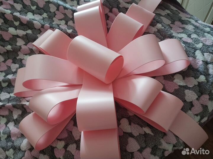 Большой подарочный бант