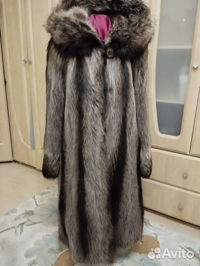 Шуба из енота