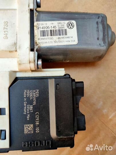 Моторчик стеклоподъемника задний левый Passat CC