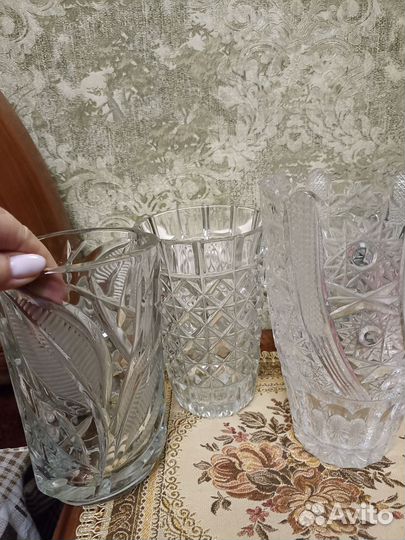 Хрустальные вазы для сервировки