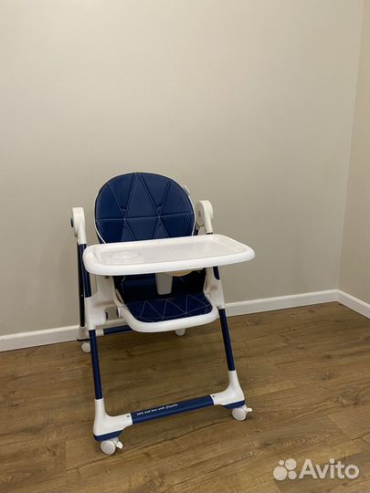 Стульчик для кормления Capella