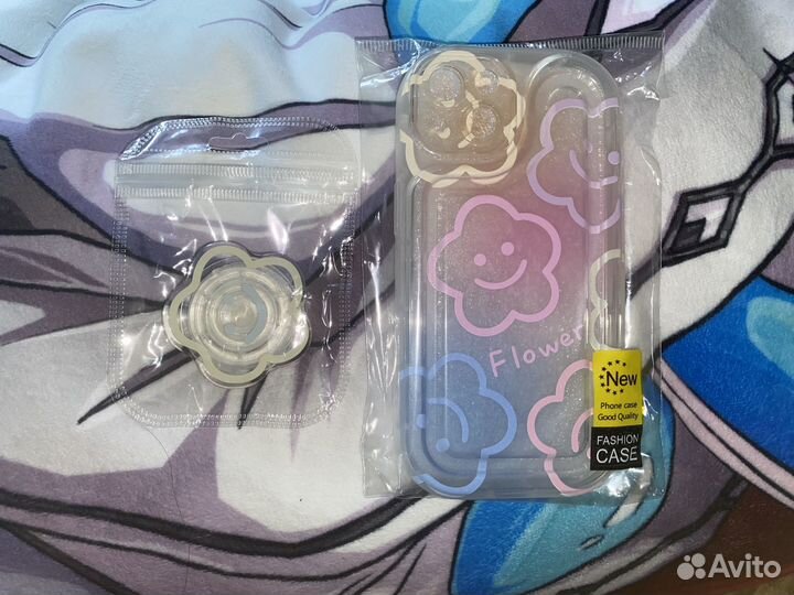 Чехол на iPhone 13