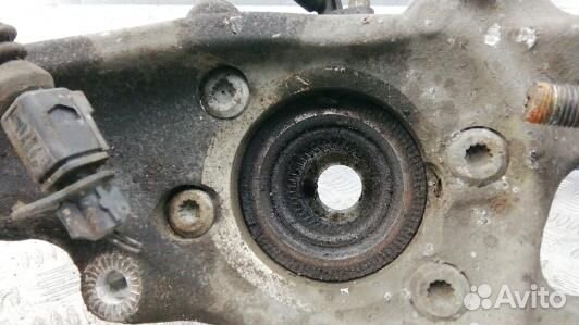 Ступица передняя левая audi A5 1 (1AD01K901)