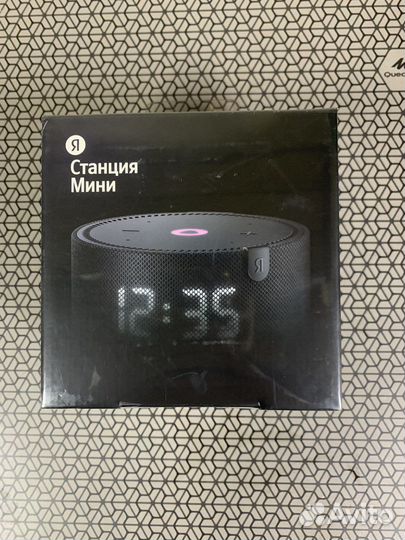 Умная колонка Яндекс станция Мини цвет черный