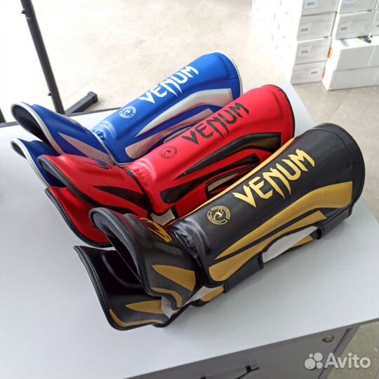 Защита голени и стопы щитки Venum для единоборств