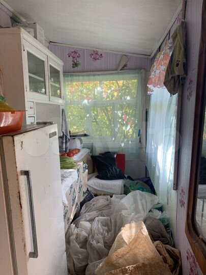 Дом 10,9 м² на участке 5 сот.