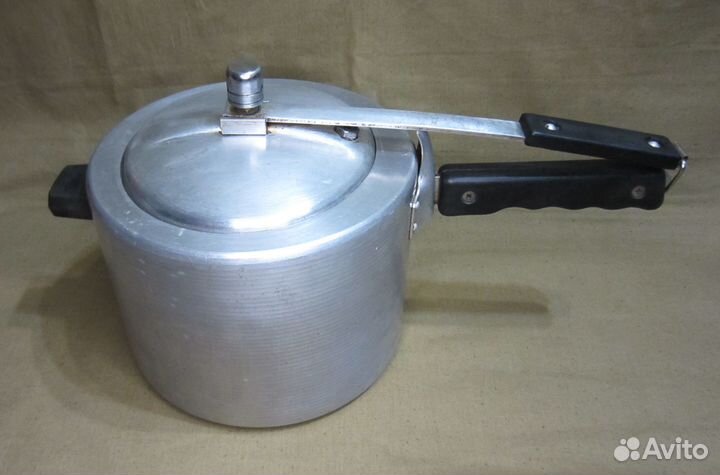 Скороварка СССР на 6 литров