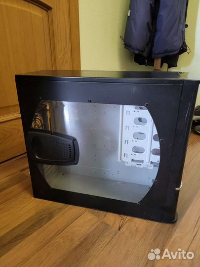 Корпус для пк Thermaltake swing ATX MidiTower