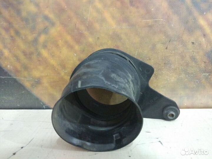 Патрубок Bmw 530I E60 M54 2003