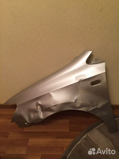 Крыло на volkswagen polo