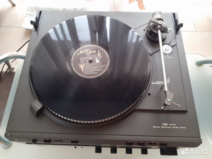 Проигрыватель винила