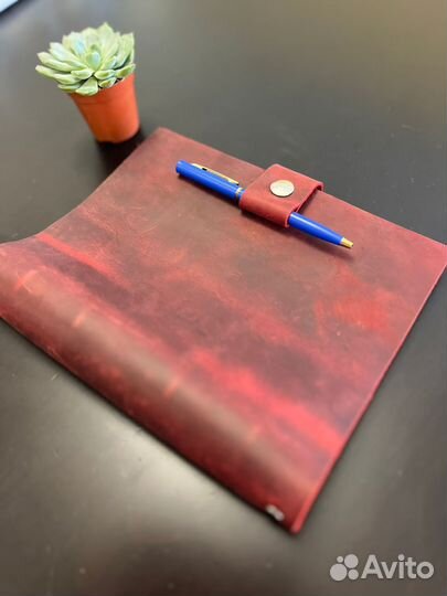 Кожаный ежедневник ручной работы